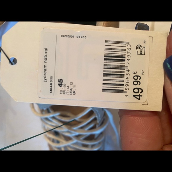 Men’s ankle height laced up shoes - Picture 5 of 6